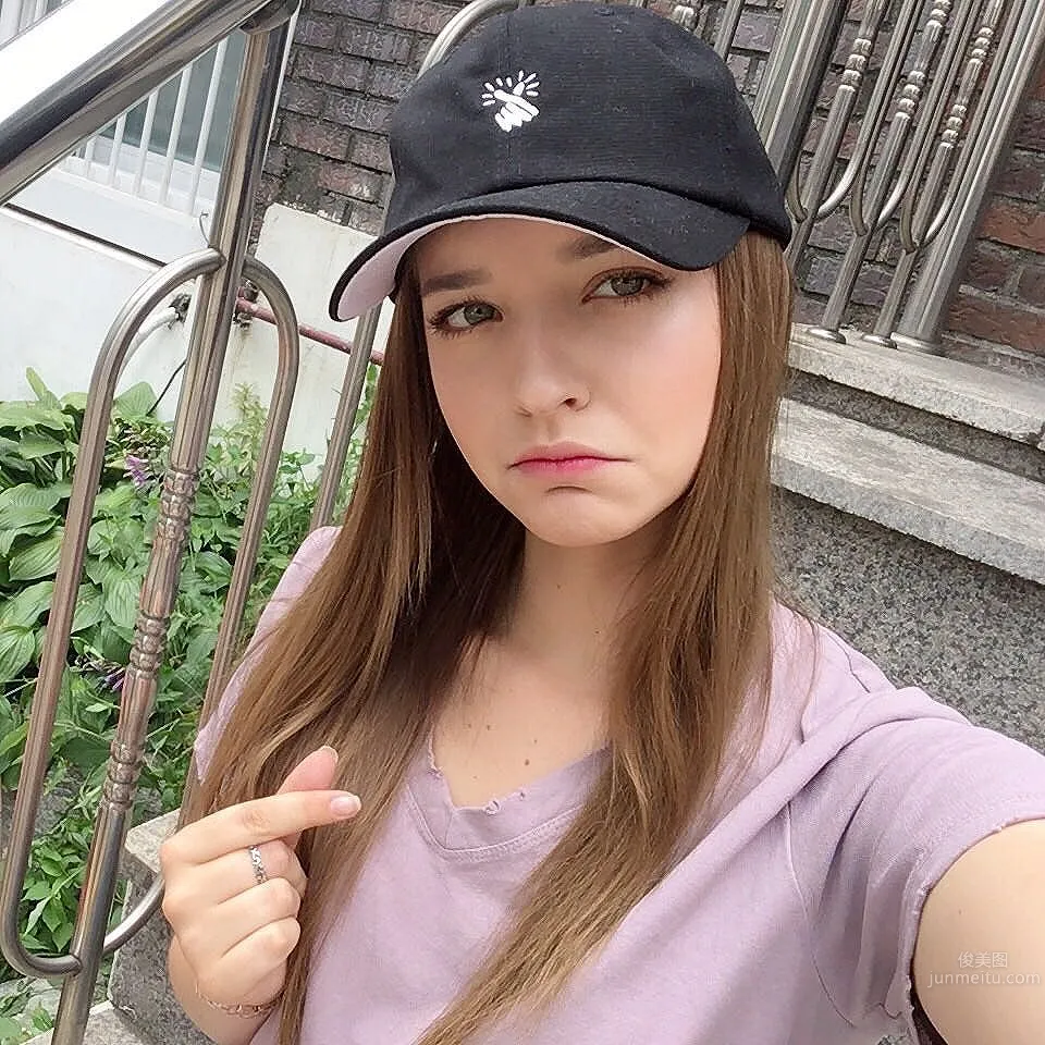 Angelina Danilova- 俄羅多姿的可愛美女 7