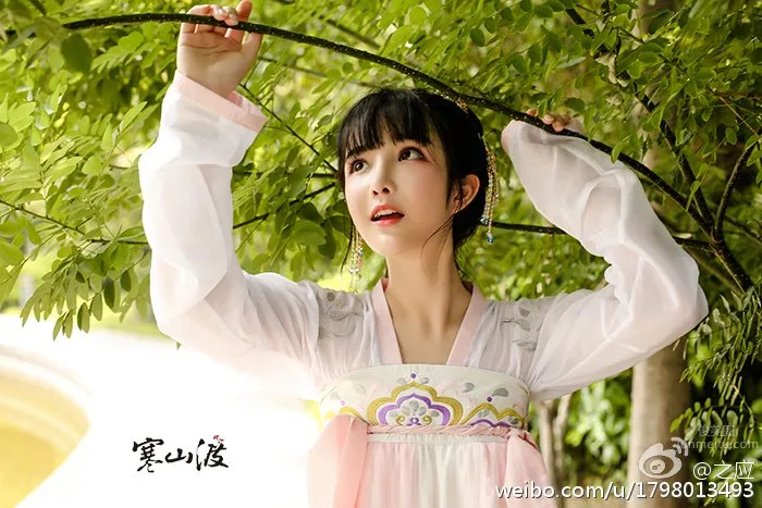 之應- 蘿莉妹子俏皮寫真 3