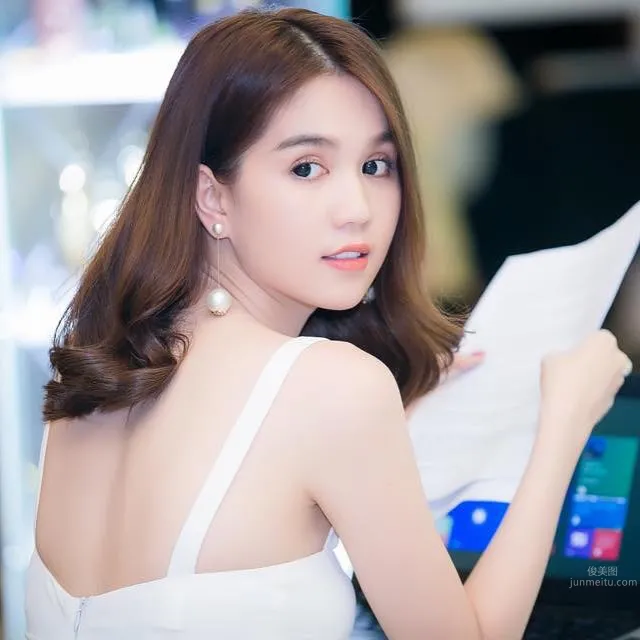 鄧玉貞(Ngoc Trinh)- 越南第一美女海量寫真 26
