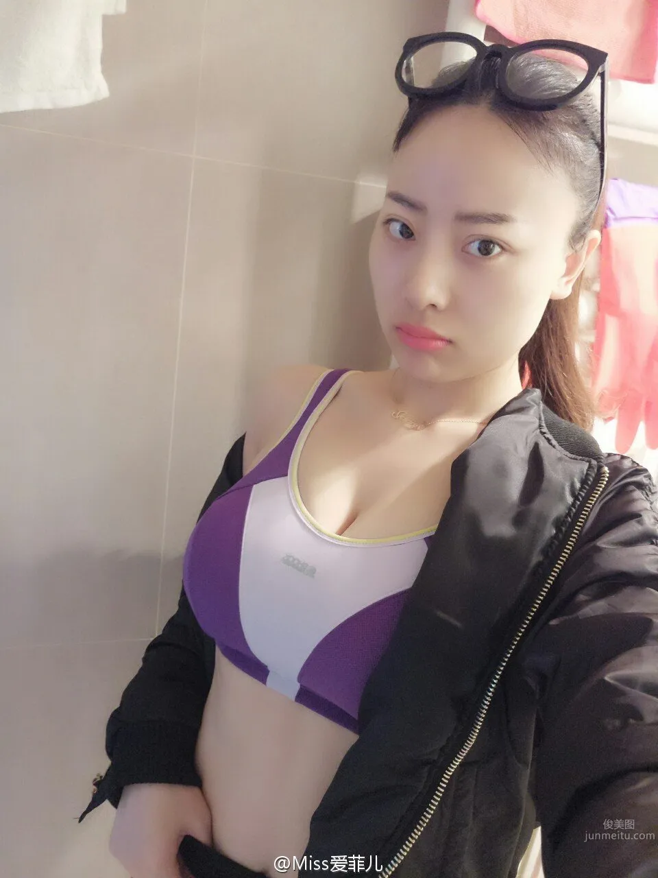 Miss愛菲兒- 32H天然大白兔美女主播 14