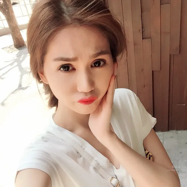 鄧玉貞(Ngoc Trinh)- 越南第一美女海量寫真 47