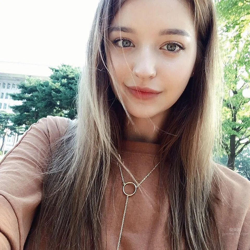 Angelina Danilova- 俄羅多姿的可愛美女 18