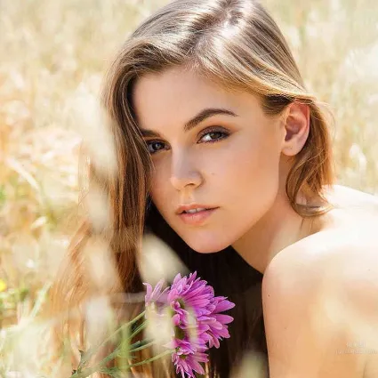 威斯特(Amberleigh West)- 花花公子最後一位裸模