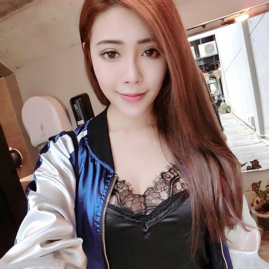 Hannah Yap- 身材姣好的瓜子臉大馬美人 25