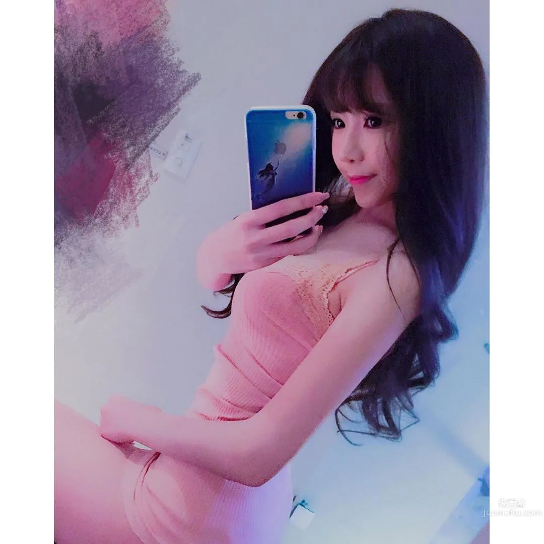 範亞璇- 神似洋娃娃的甜美正妹 8