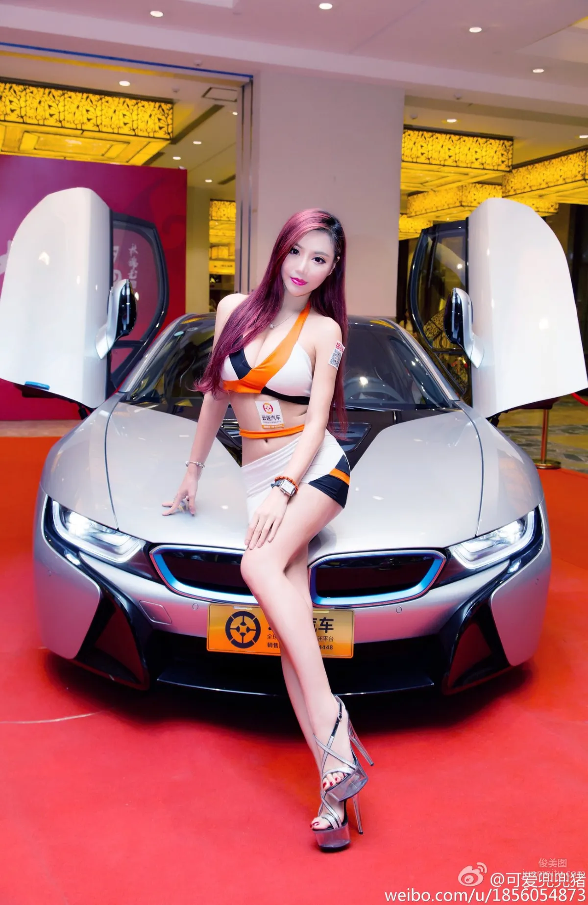 可愛兜兜豬- 童顔美女私房照 1