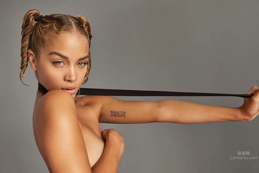 Jasmine Sanders- 辣模IG性感私房照 18
