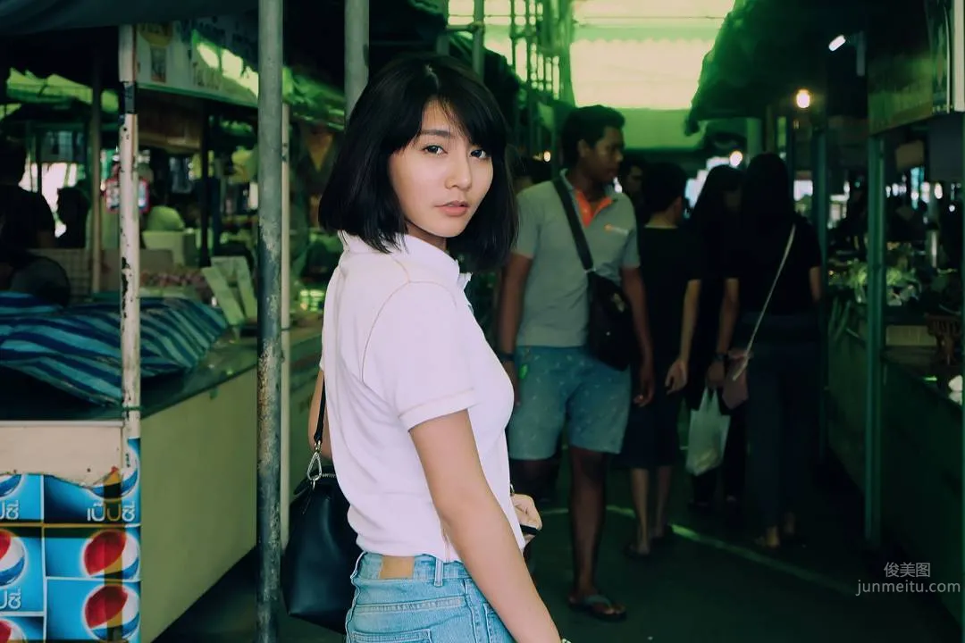 Bunny Jele- 性感冷豔的泰國模特私房照 4