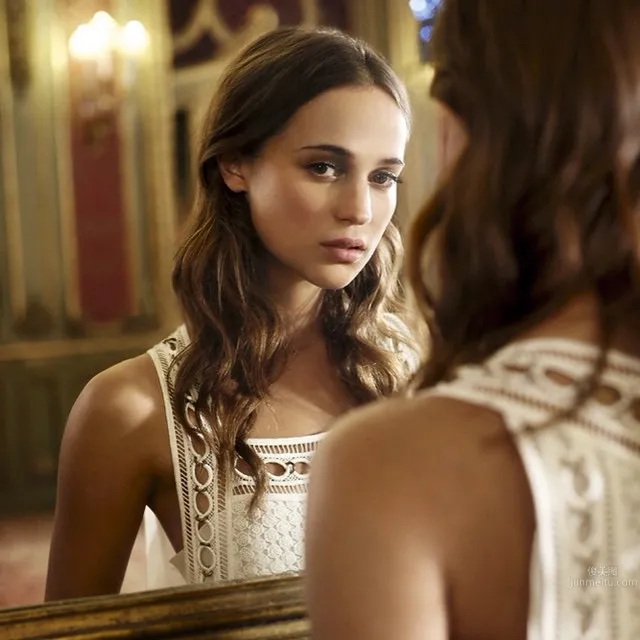 Alicia Vikander- 瑞典第一美人私房照_2