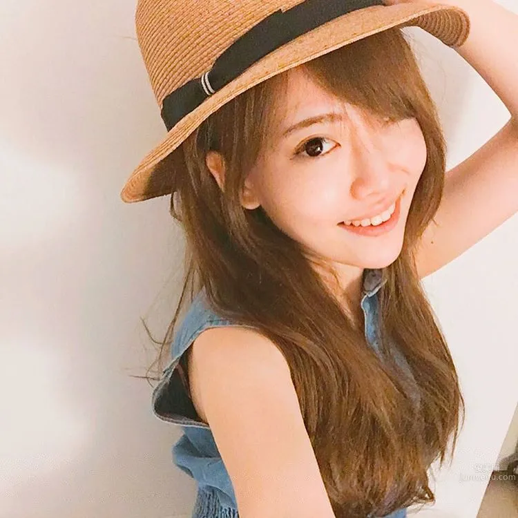 小希兒Angel- 小清新實況主播迷人大眼令人陶醉 11