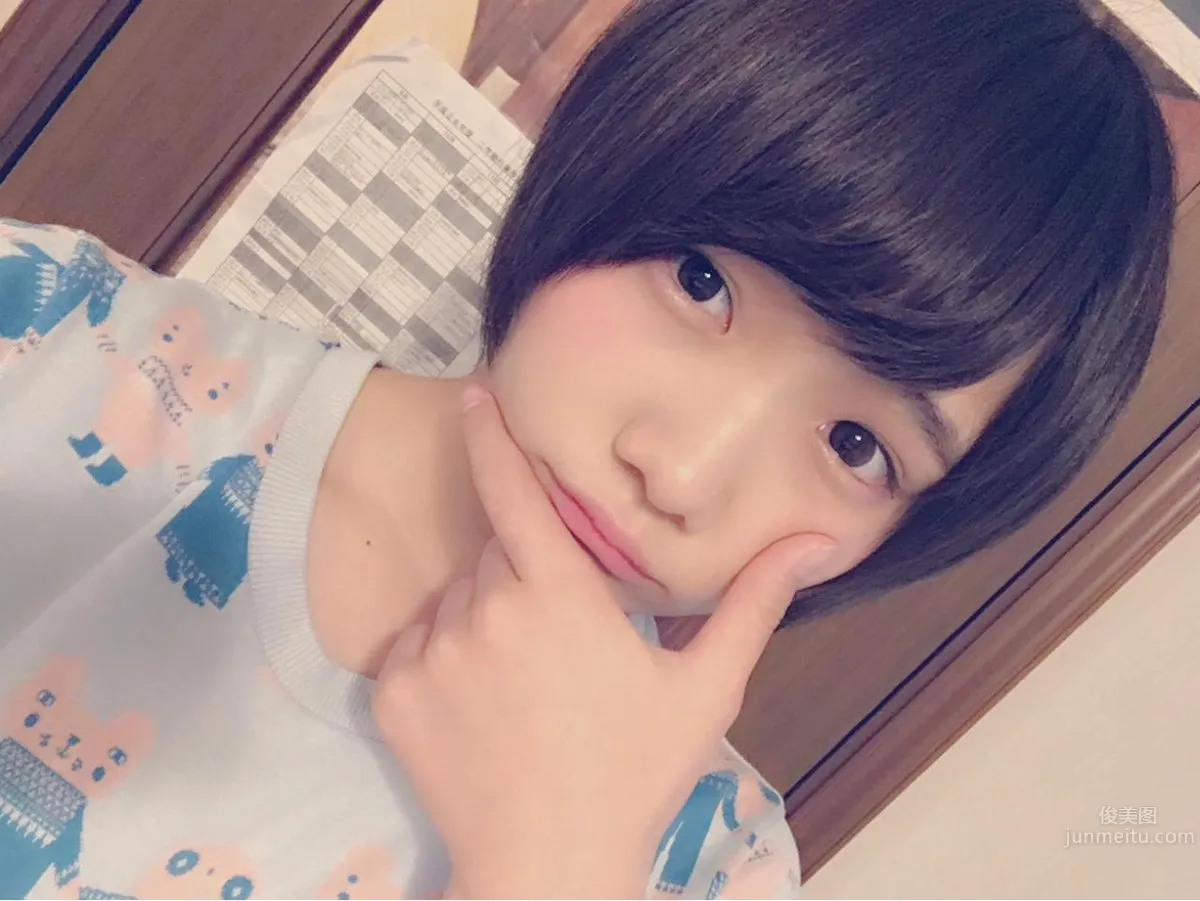 河井玲奈- 新晉美少女Twitter私房照 1