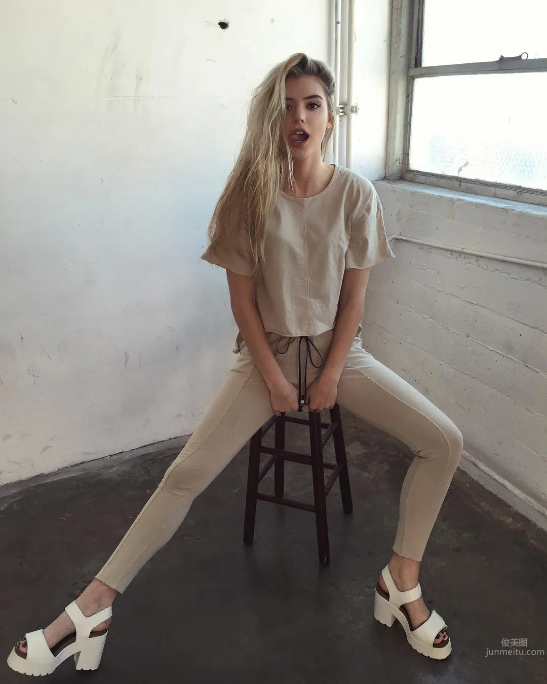 Alissa Violet- 最火辣的美國搞笑藝人 18