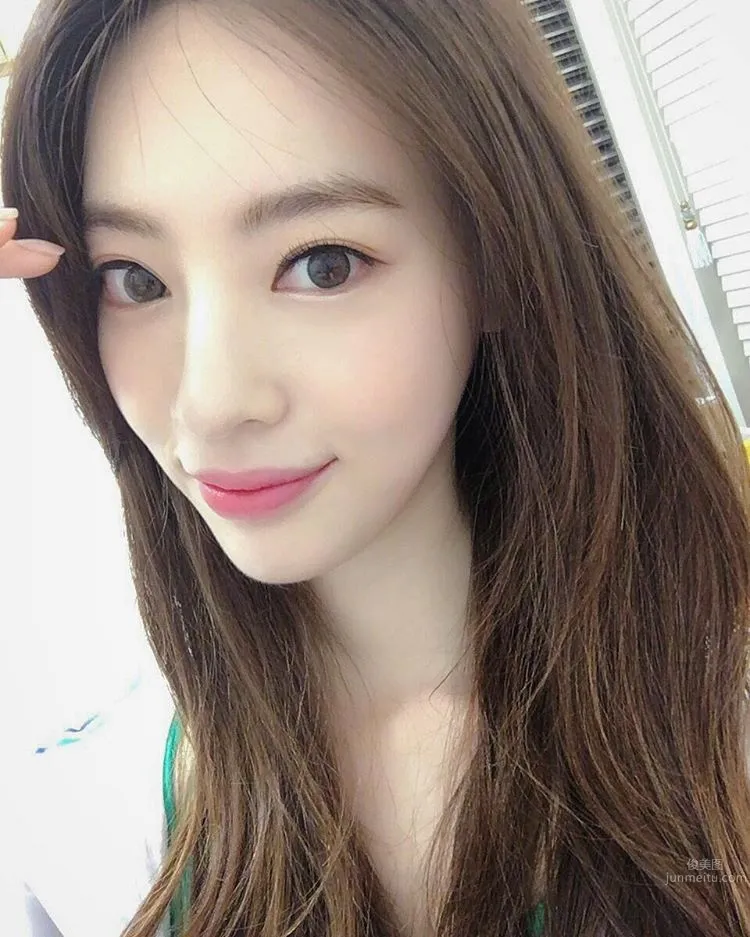 梁定原- 氣質瑜伽美女私房照 10