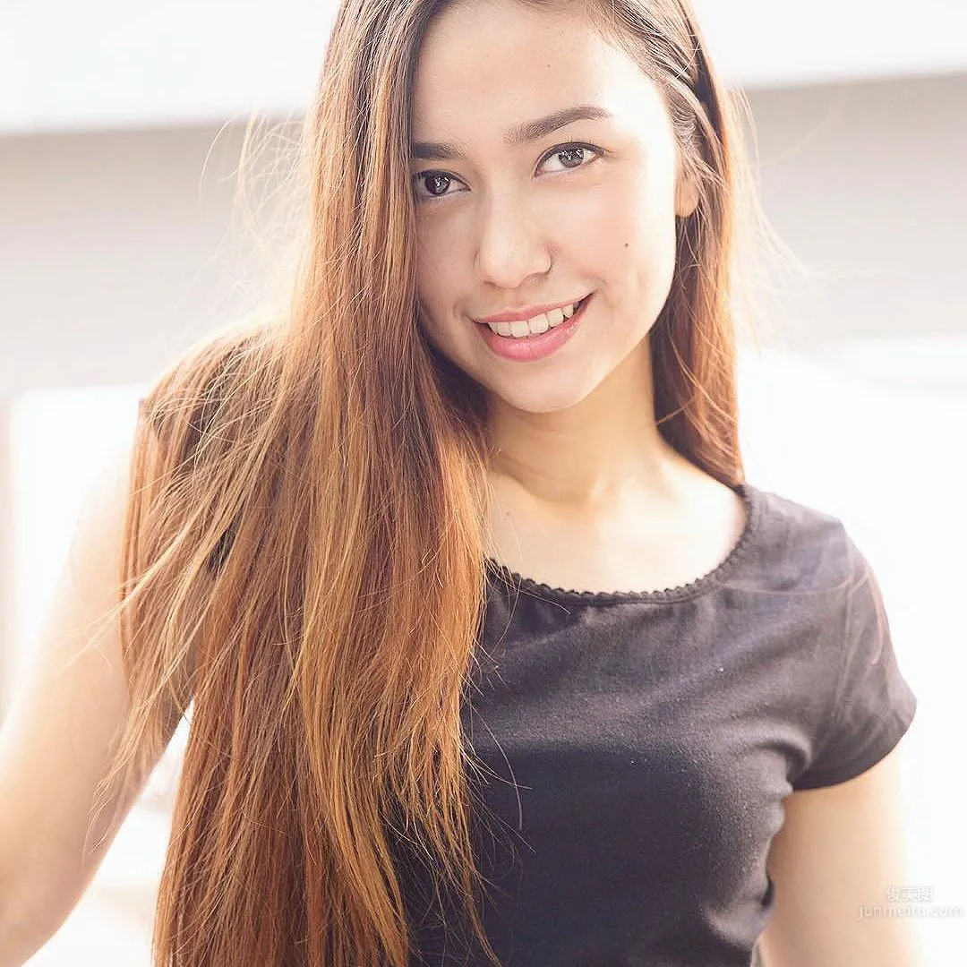 彭美诗Mercedez- 中西德三国混血儿模特_0