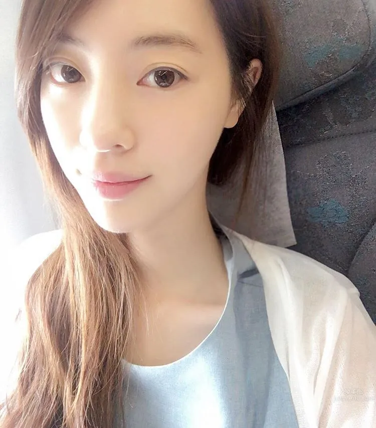梁定原- 氣質瑜伽美女私房照 9