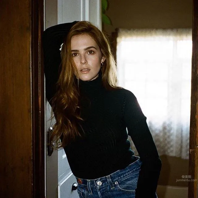 佐伊·达奇(Zoey Deutch)- 90后超正女演员性感私房照_5