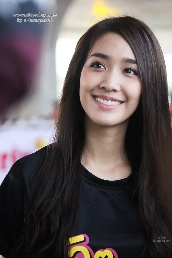 Min- 泰國超治愈系笑顔美人 18