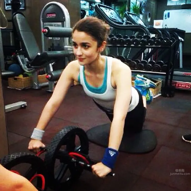 Alia Bhatt- 前途無可限量的寶萊塢新女神 6