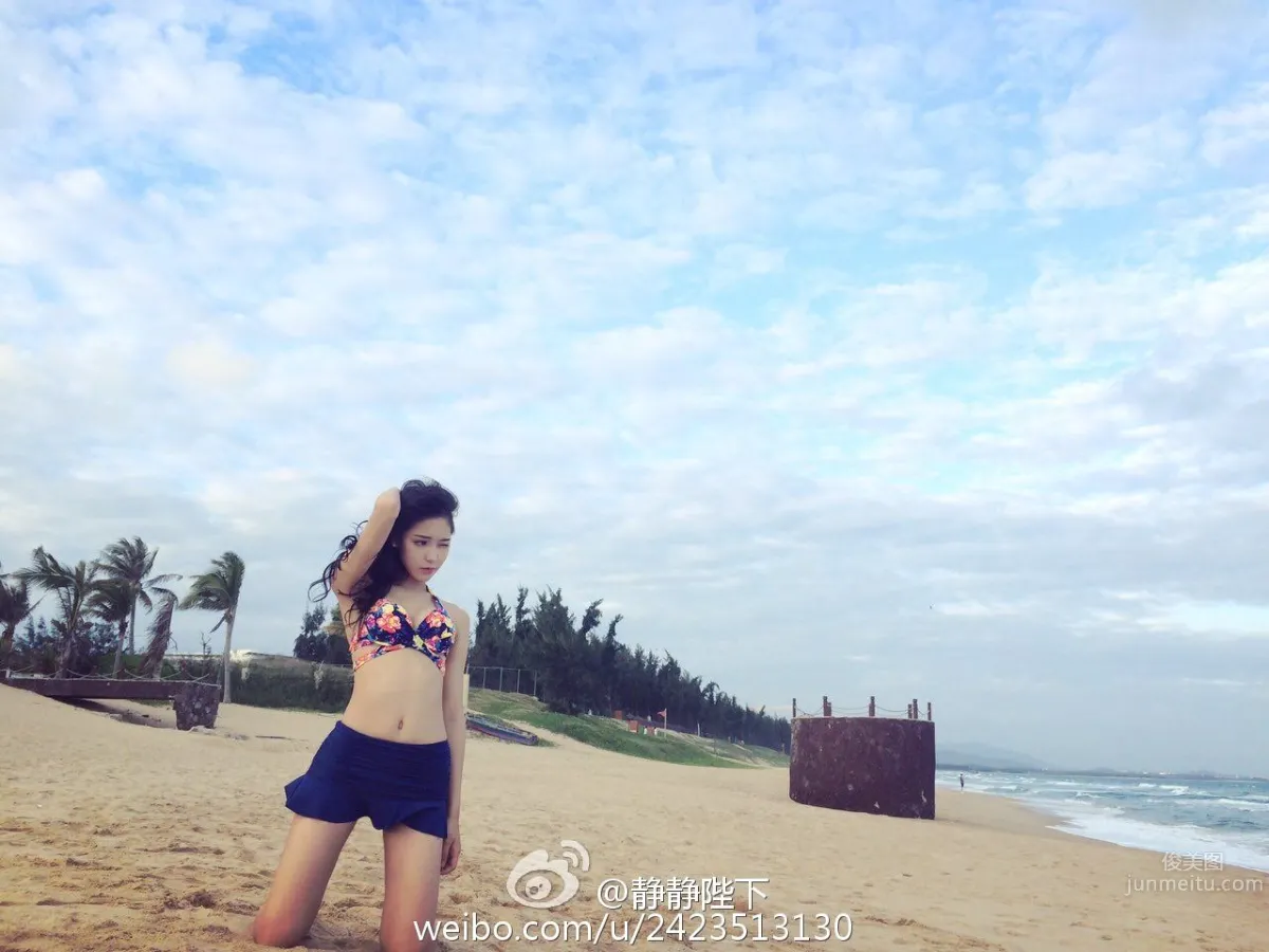 靜靜陛下- 萌妹一臉無辜的私房照 13