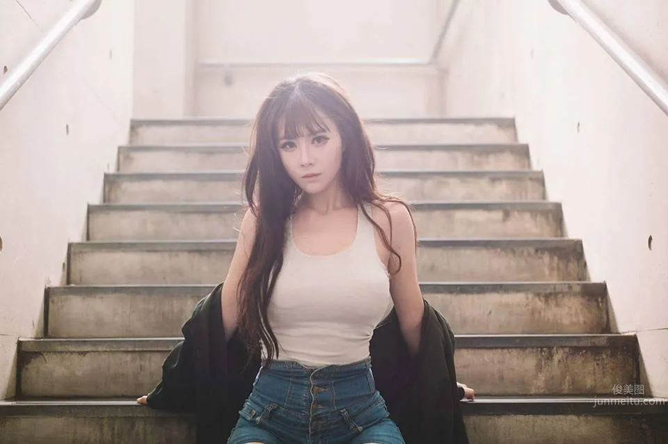 陳歕- 充滿憂傷感的妹子私房照 23