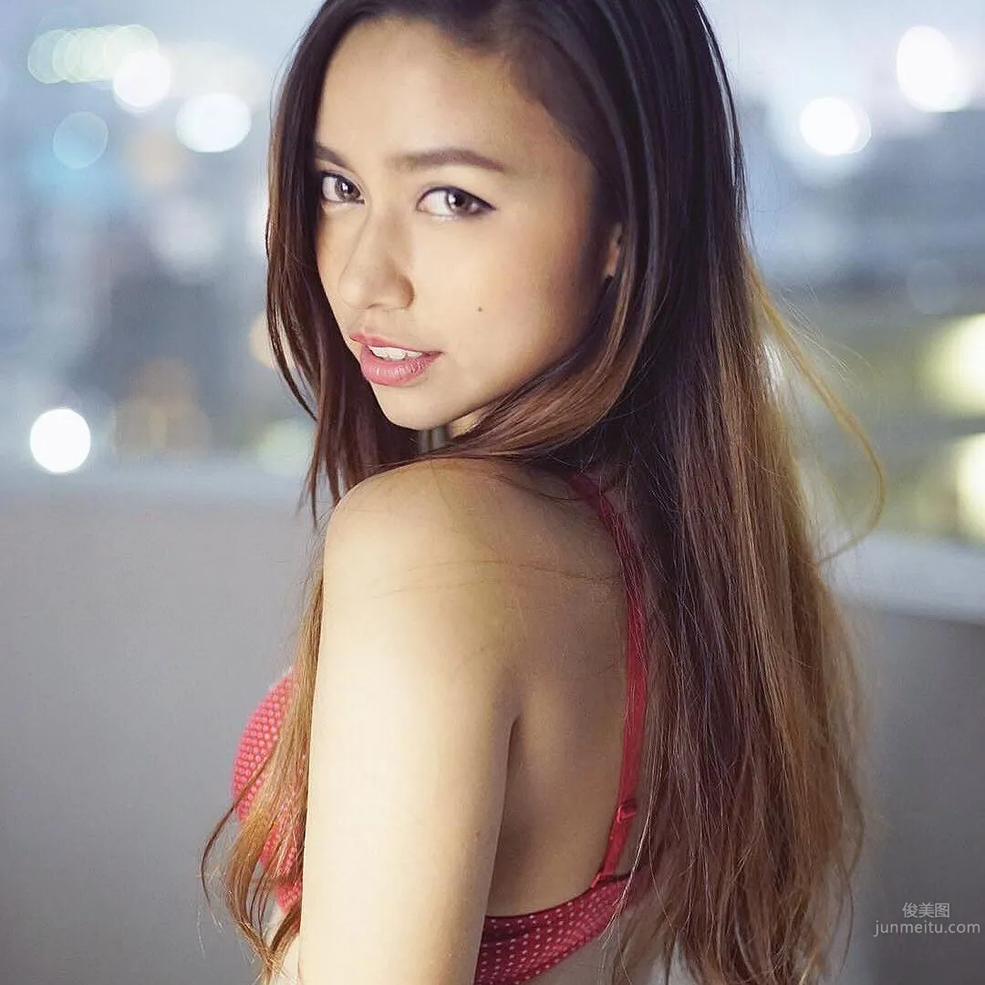 彭美詩Mercedez- 中西德三國混血兒模特 5