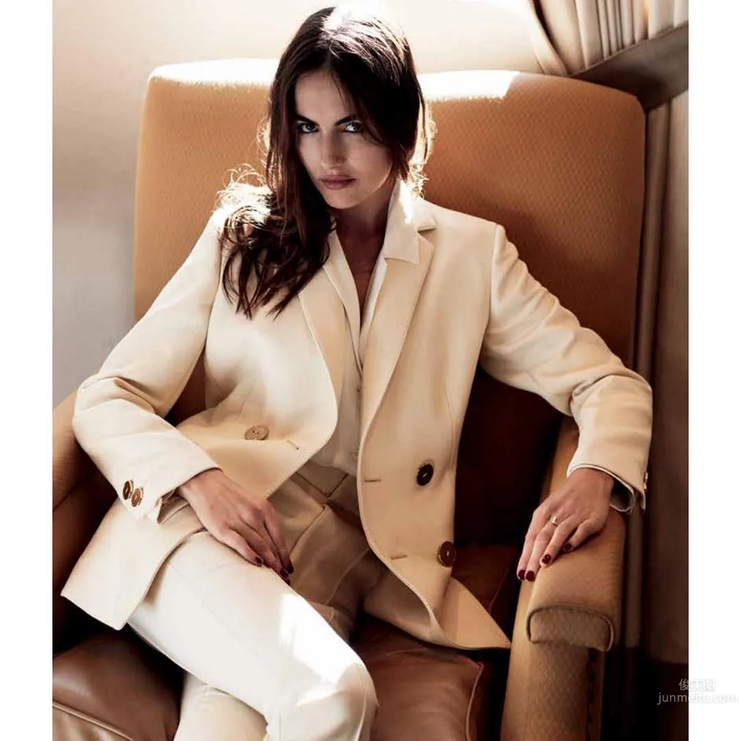 Camilla Belle- 美巴混血美女IG生活照 6