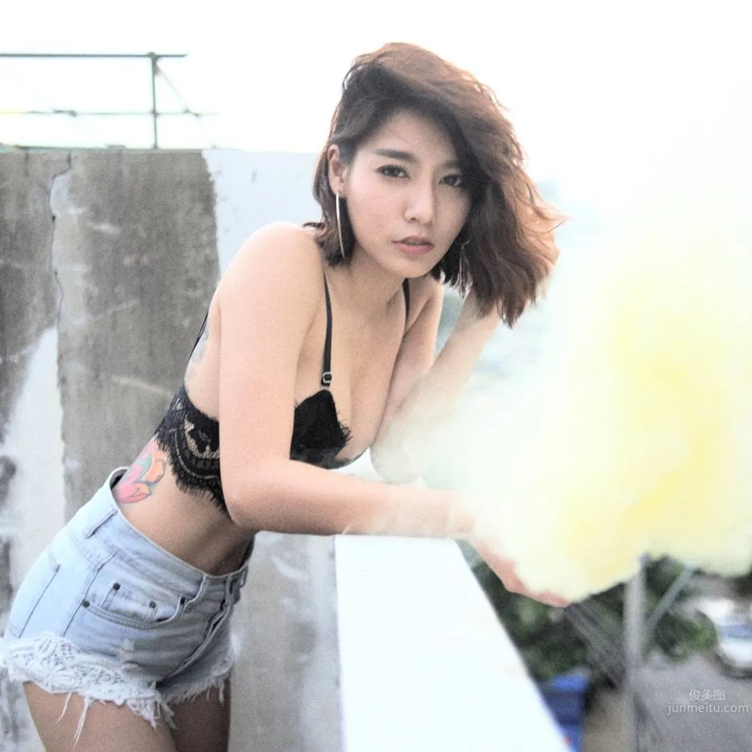 Bunny Jele- 性感冷豔的泰國模特私房照 6