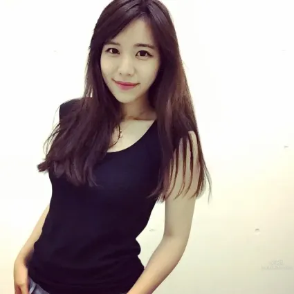 Honnie Huang- 天生麗質 清純美麗的女友風