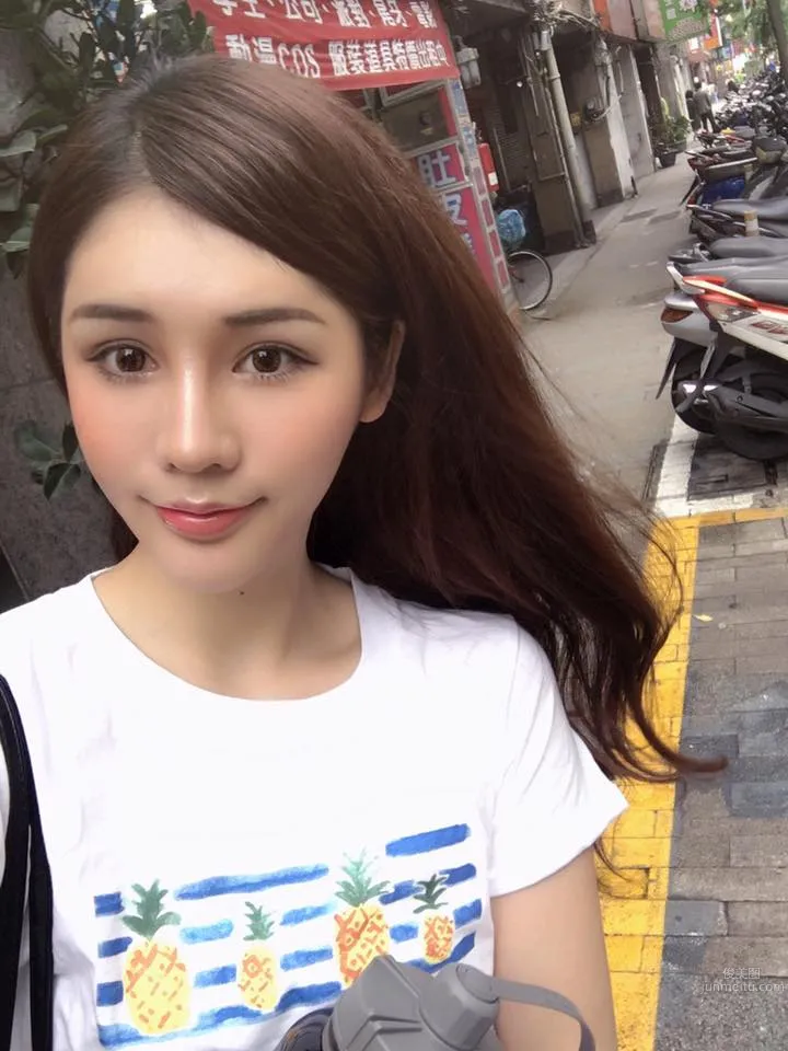 郭甜甜(Leona Qua)- 伊林「小昆凌」新生代美模私房照_0