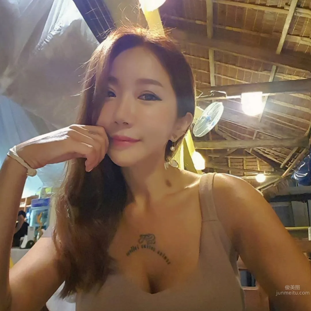 이승희- 小阿姨八字奶實在誘人 28