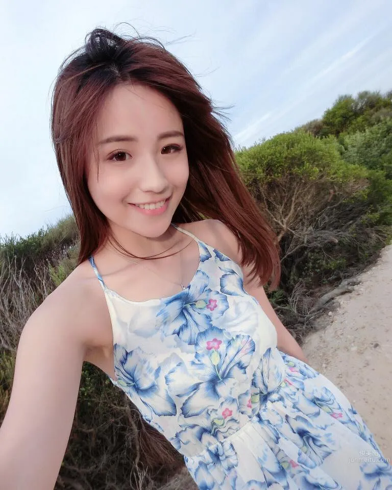 Hebbe Cheng- 高雄氧氣正妹比基尼私房照 28