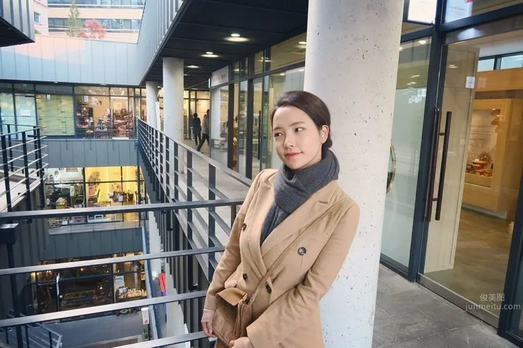 Betteralicee- 酒窝美女美妆私房照_18