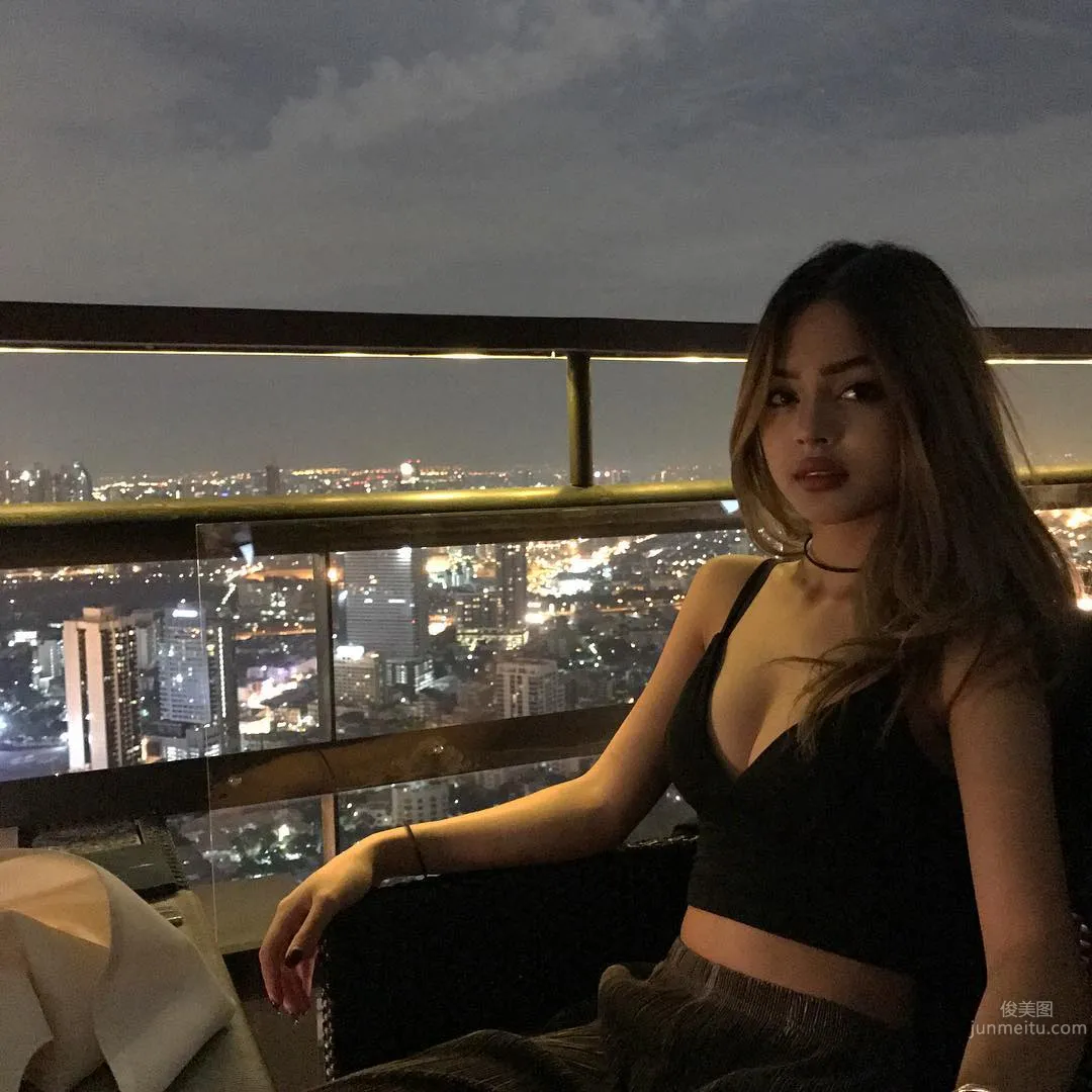 Lily Maymac- IG必追的混血美女模特 16