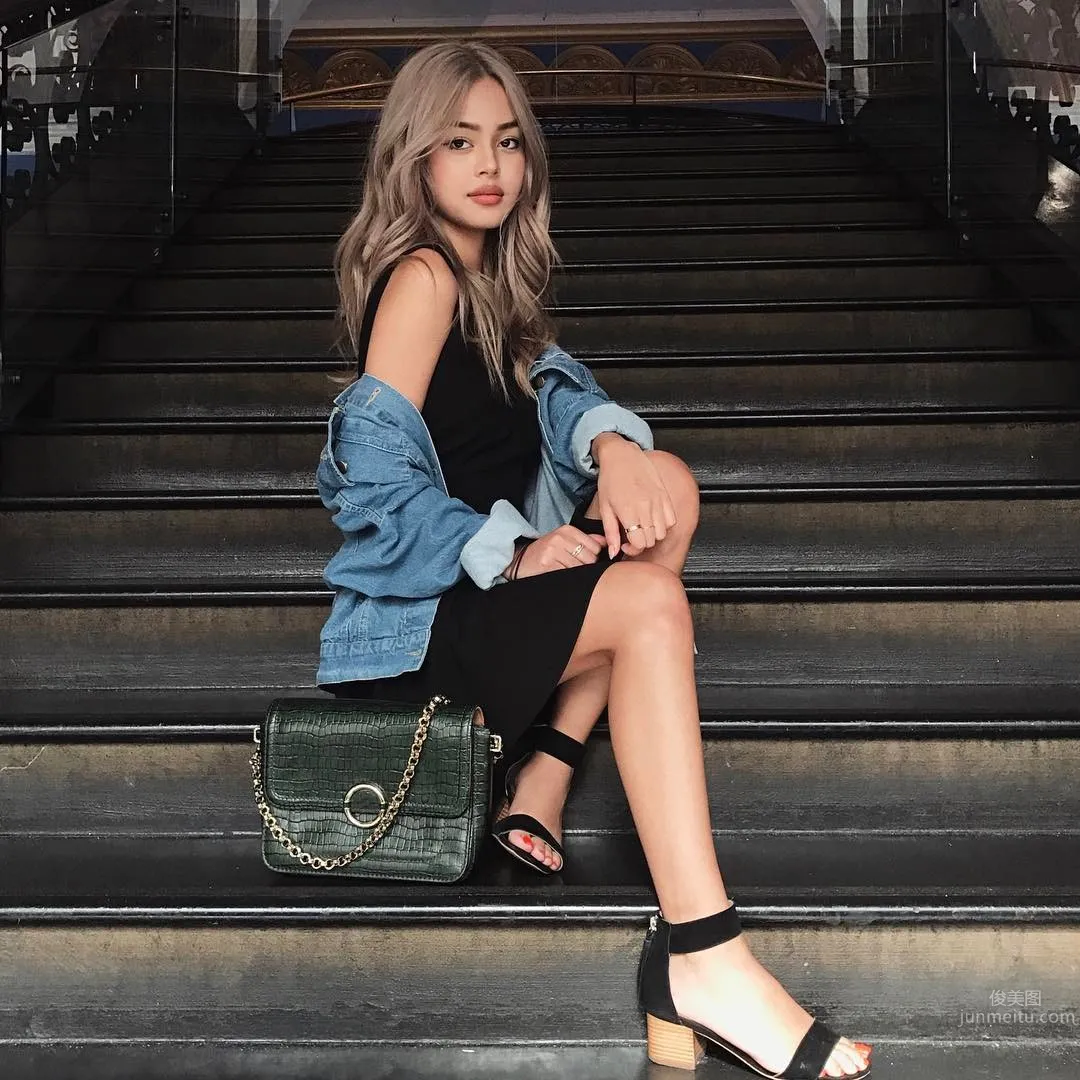 Lily Maymac- IG必追的混血美女模特 30