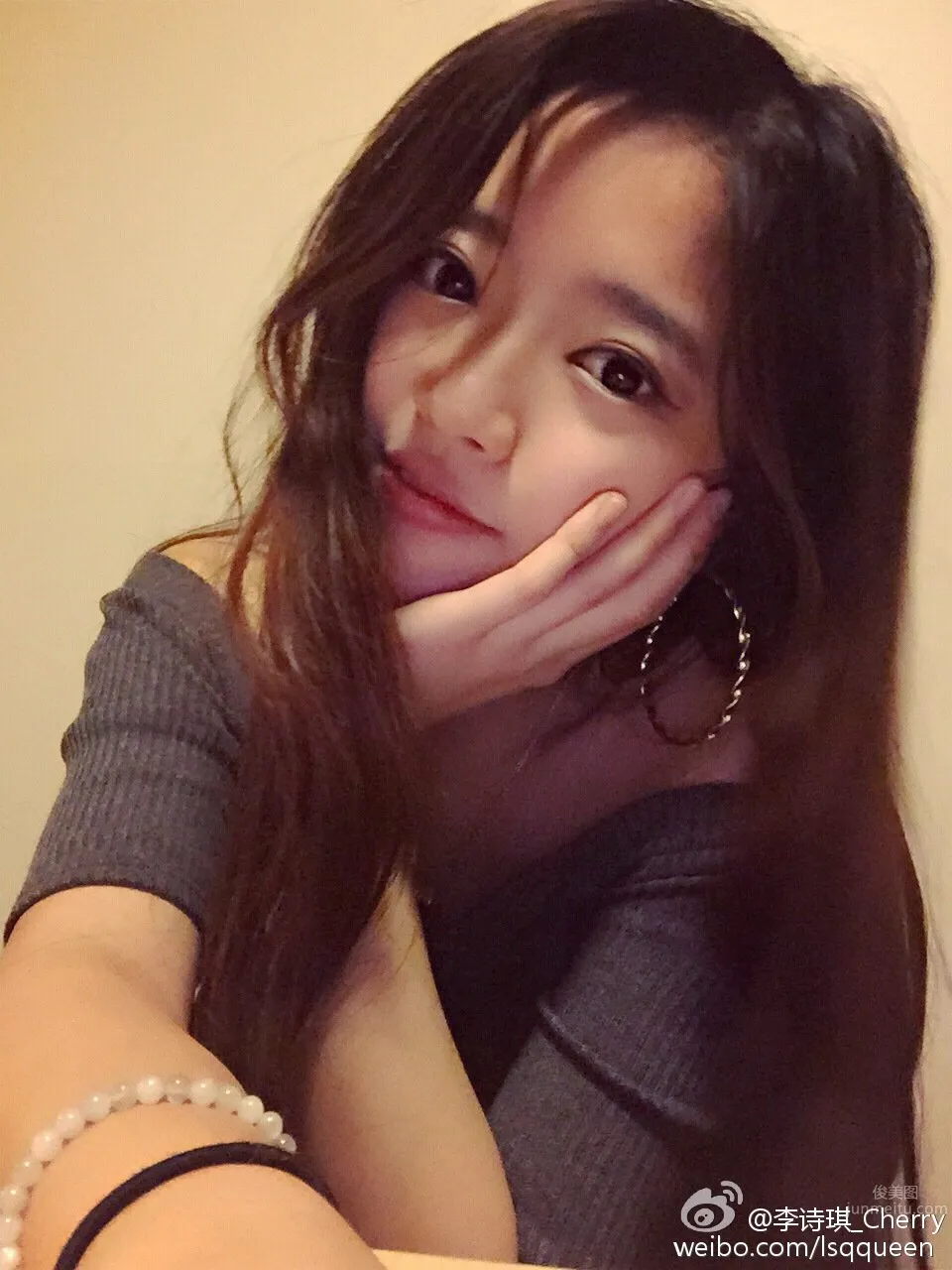 李詩琪- 大提琴美女私房照 12