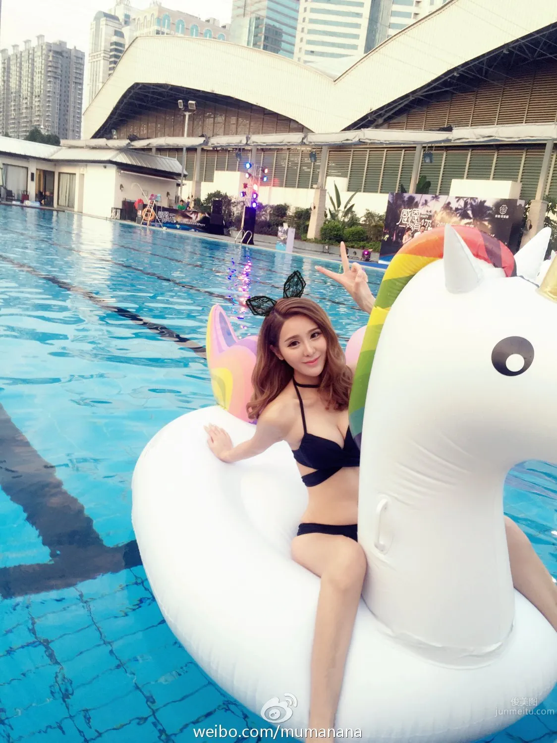 娜大少爺- 笑顔系美女私房寫真 10