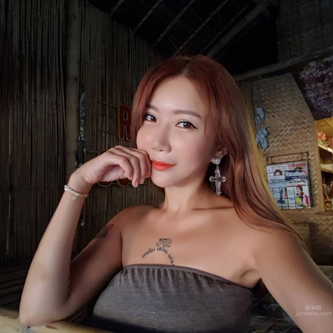 이승희- 小阿姨八字奶實在誘人 33
