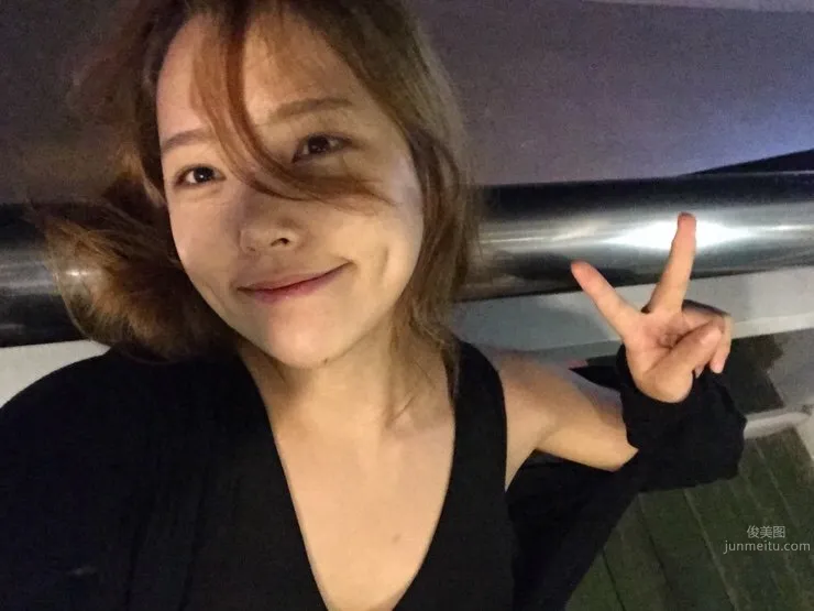 Betteralicee- 酒窝美女美妆私房照_5