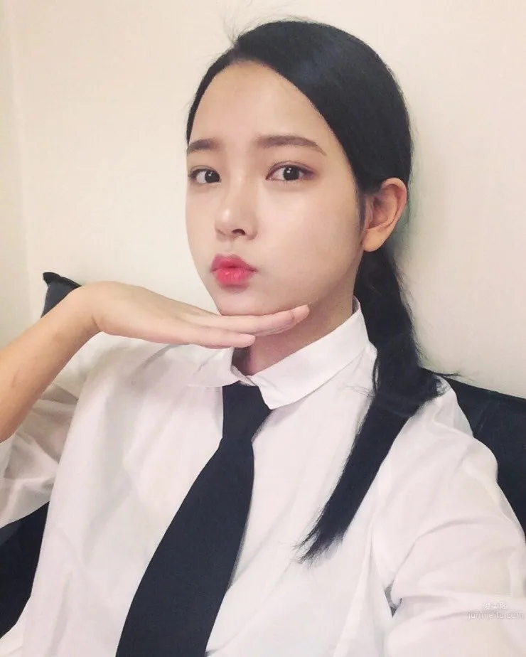 Betteralicee- 酒窝美女美妆私房照_41