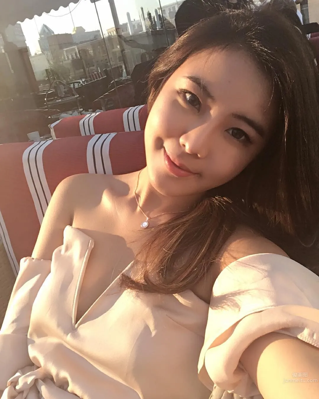 Stephanie Teh- PTT表特版推爆高顔值老闆娘 3
