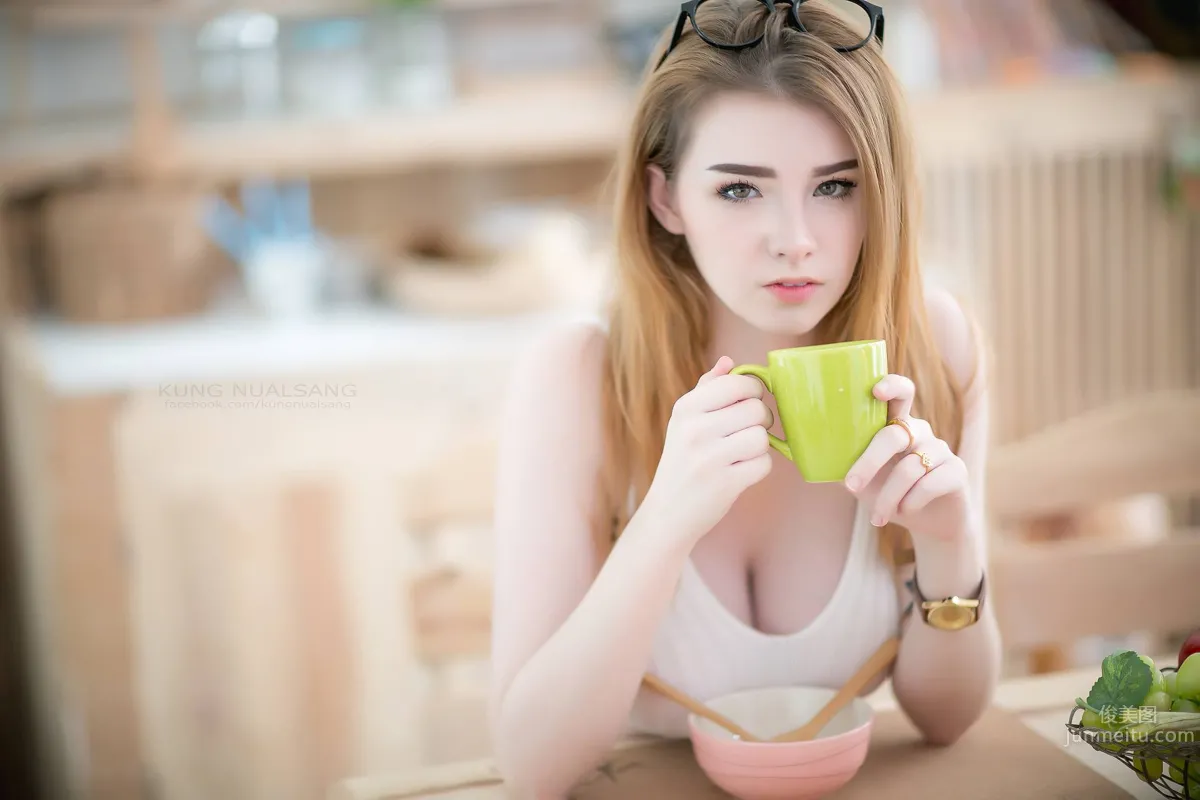 Jessie Vard- 賣身養家的泰國混血模特兒 22
