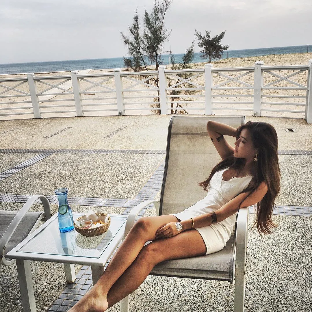 Stephanie Teh- PTT表特版推爆高顔值老闆娘 14