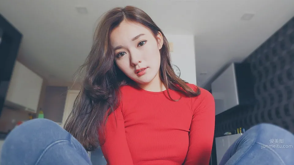 羅彩萌Annie Law- 樣貌甜美好身段 15
