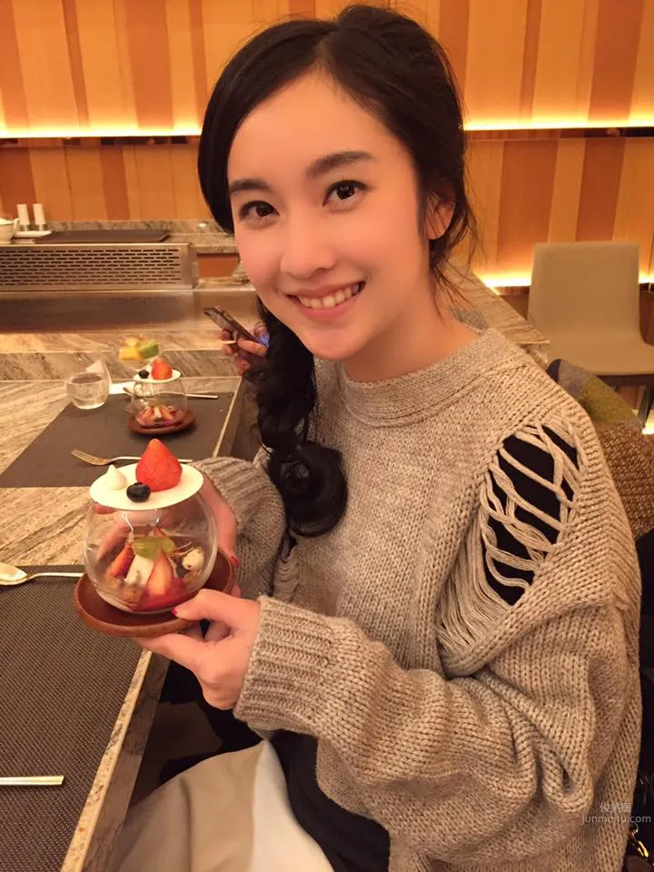 李佳玲- 台灣新一代女神主播No.1 16