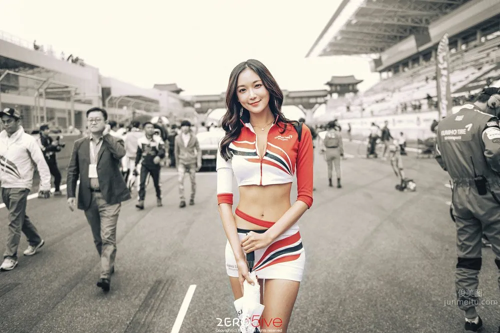 架景- 南韓美女賽車女郎清爽寫真 26