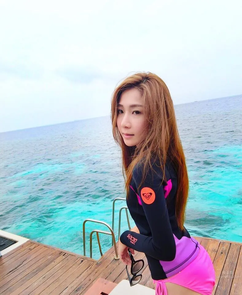 Irene小頭(餘晨瑀)- 甜美少女比基尼私房照 26