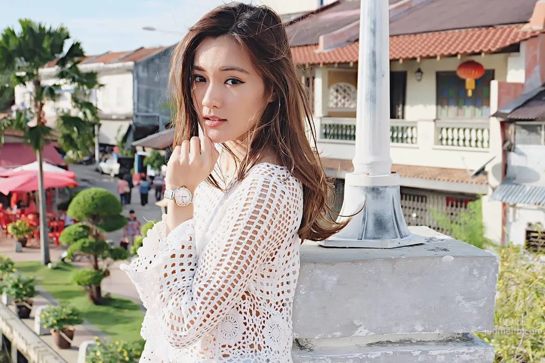 羅彩萌Annie Law- 樣貌甜美好身段 14