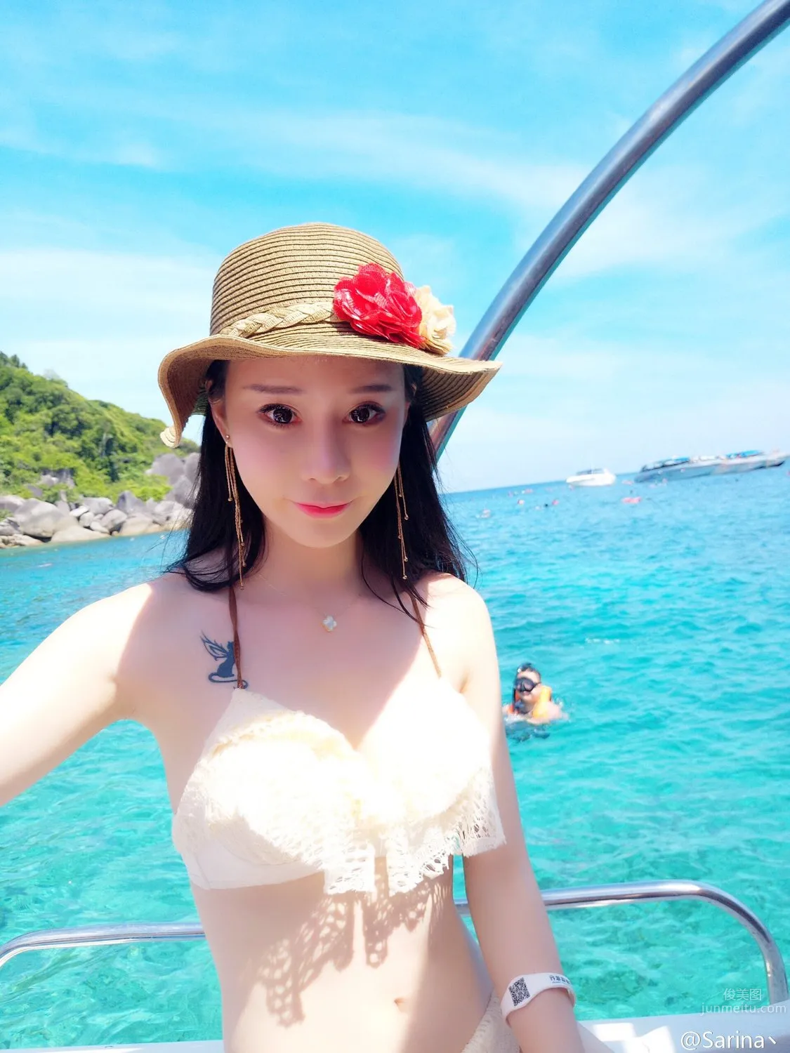 湯維嘉- 美女淘寶老闆娘微博私房照 9