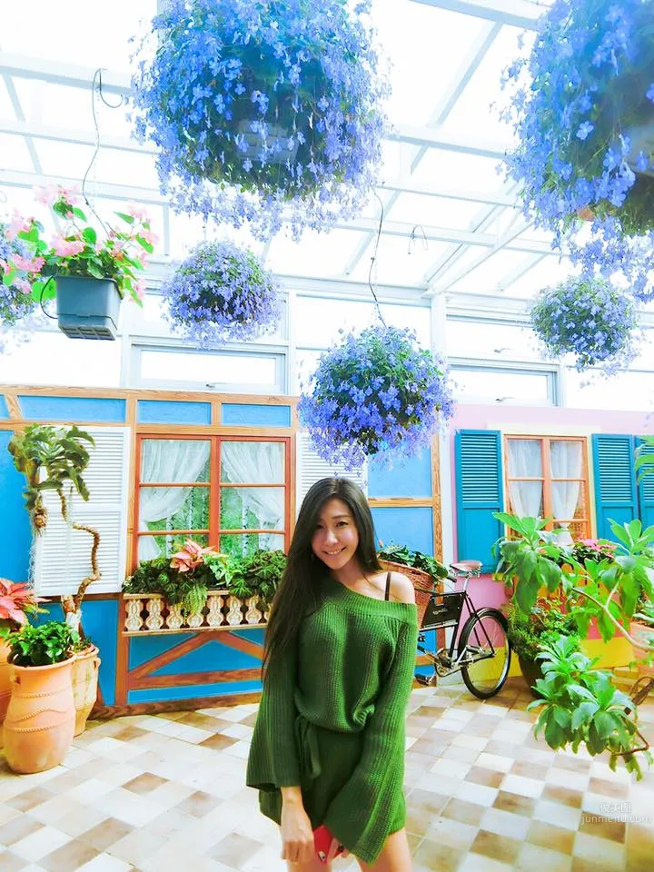 Irene小頭(餘晨瑀)- 甜美少女比基尼私房照 27