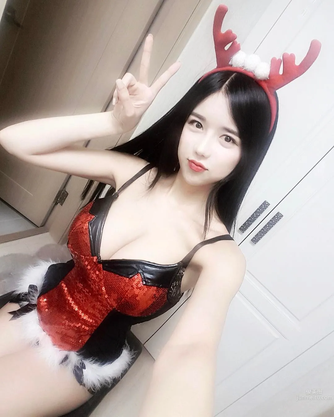 夢幻女神李秀彬，IG再爆不科學私房照 36